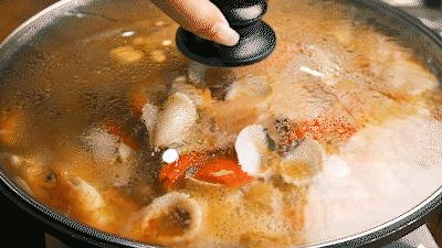 冬阴功电影，小巷深处的电影宝藏探索